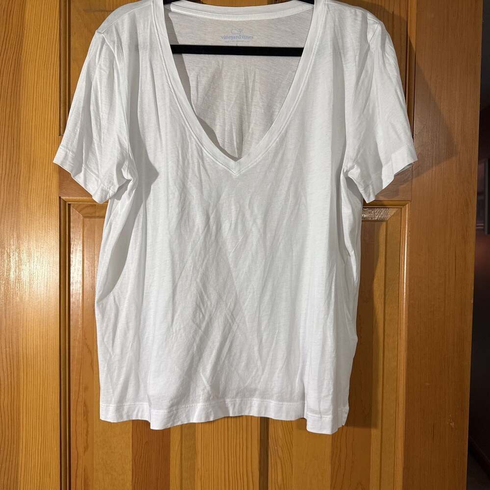 Vineyard Vines Women's White‎ Cotton V-Neck Tee